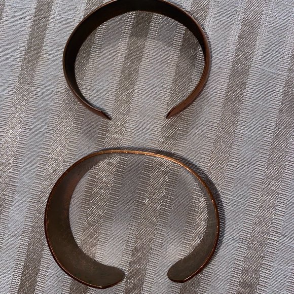 Copper bracelets (two) - Picture 3 of 3